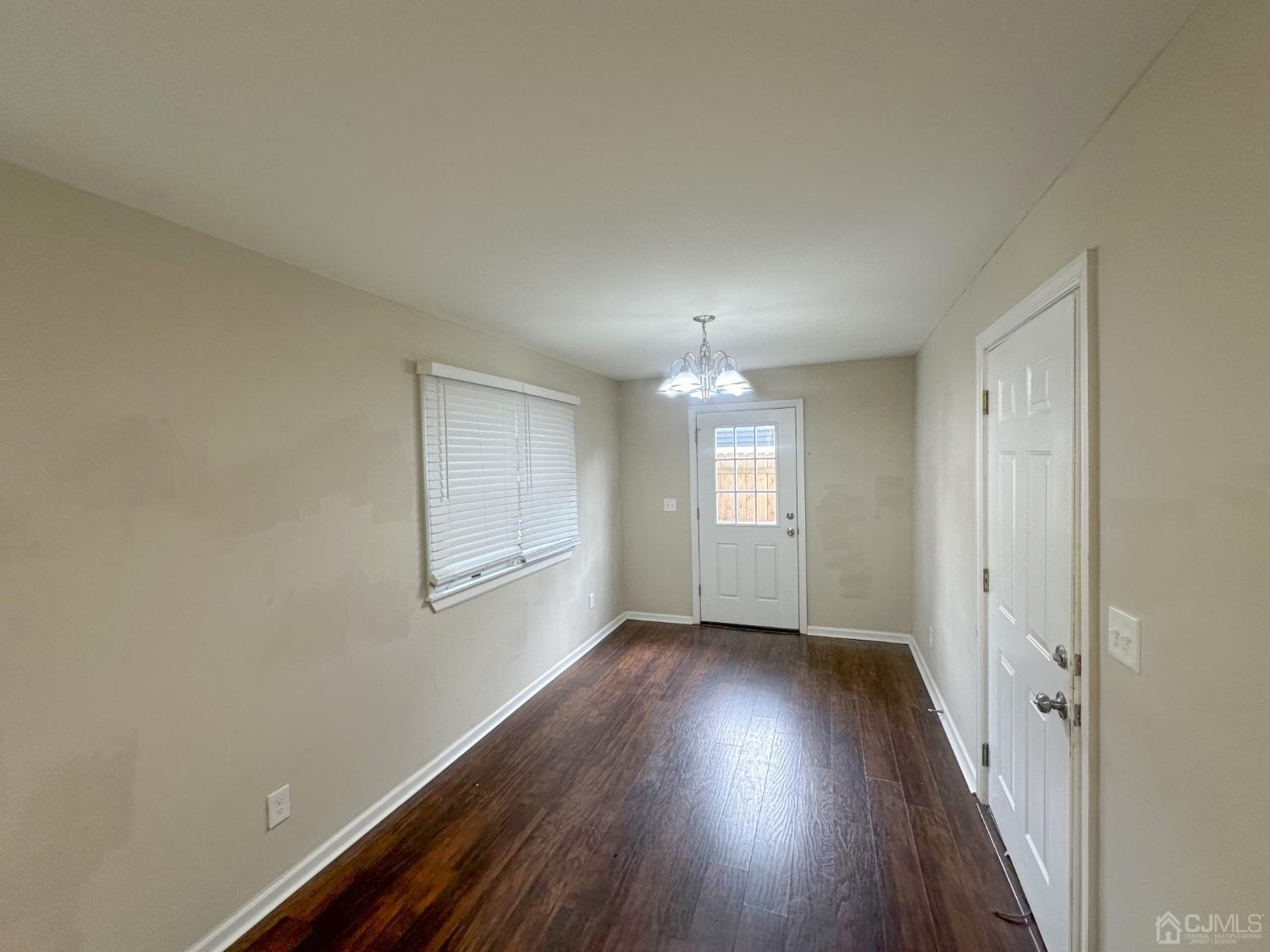 446 Old Post Road Edison, NJ 08817 - Photo 7 of 22