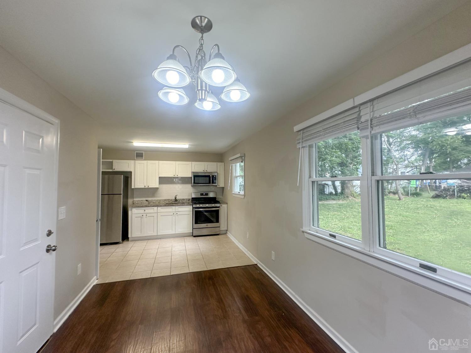 446 Old Post Road Edison, NJ 08817 - Photo 8 of 22