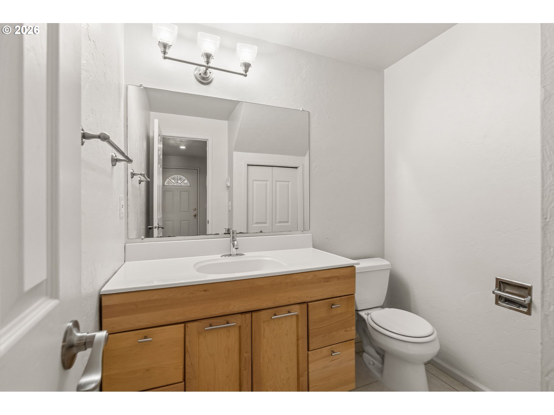 1488 Fetters Loop Eugene, OR 97402 - Photo 13 of 31