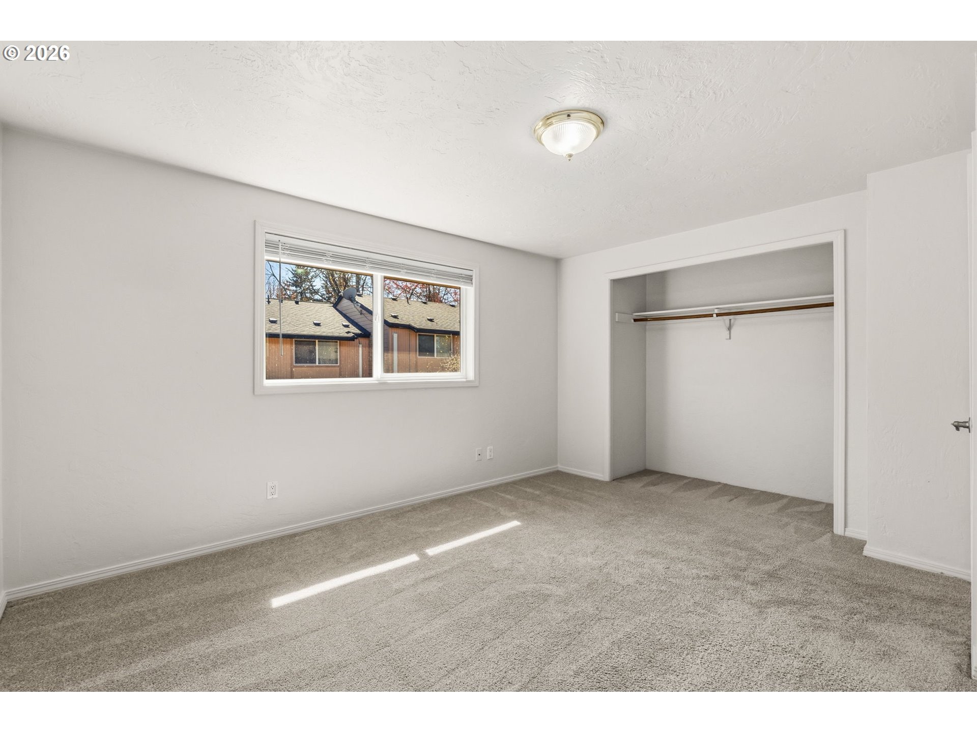 1488 Fetters Loop Eugene, OR 97402 - Photo 18 of 31