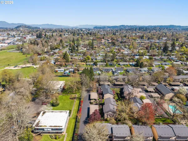 $245,000 | 1488 Fetters Loop, Eugene, OR 97402