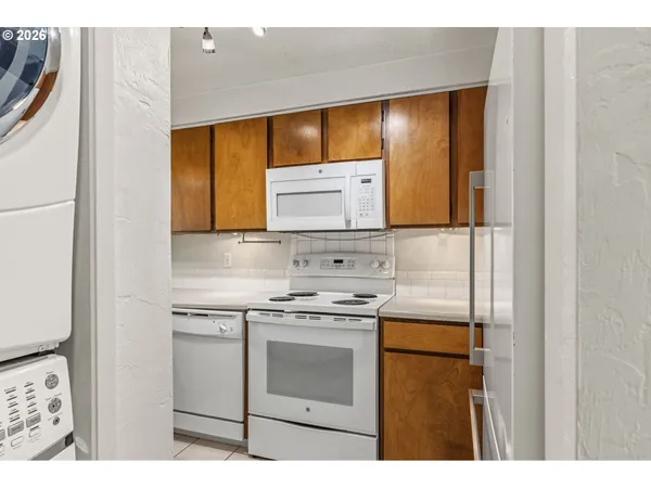 $245,000 | 1488 Fetters Loop, Eugene, OR 97402