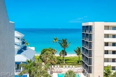 $850,000 | 10420 Gulf Shore Drive, Unit 162, Naples, FL 34108