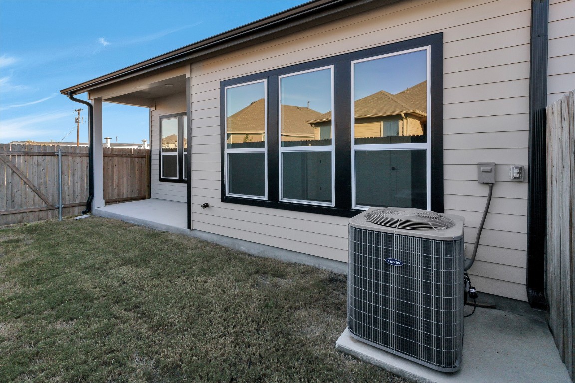 8589 Meridy Loop Round Rock, TX 78665 - Photo 34 of 36