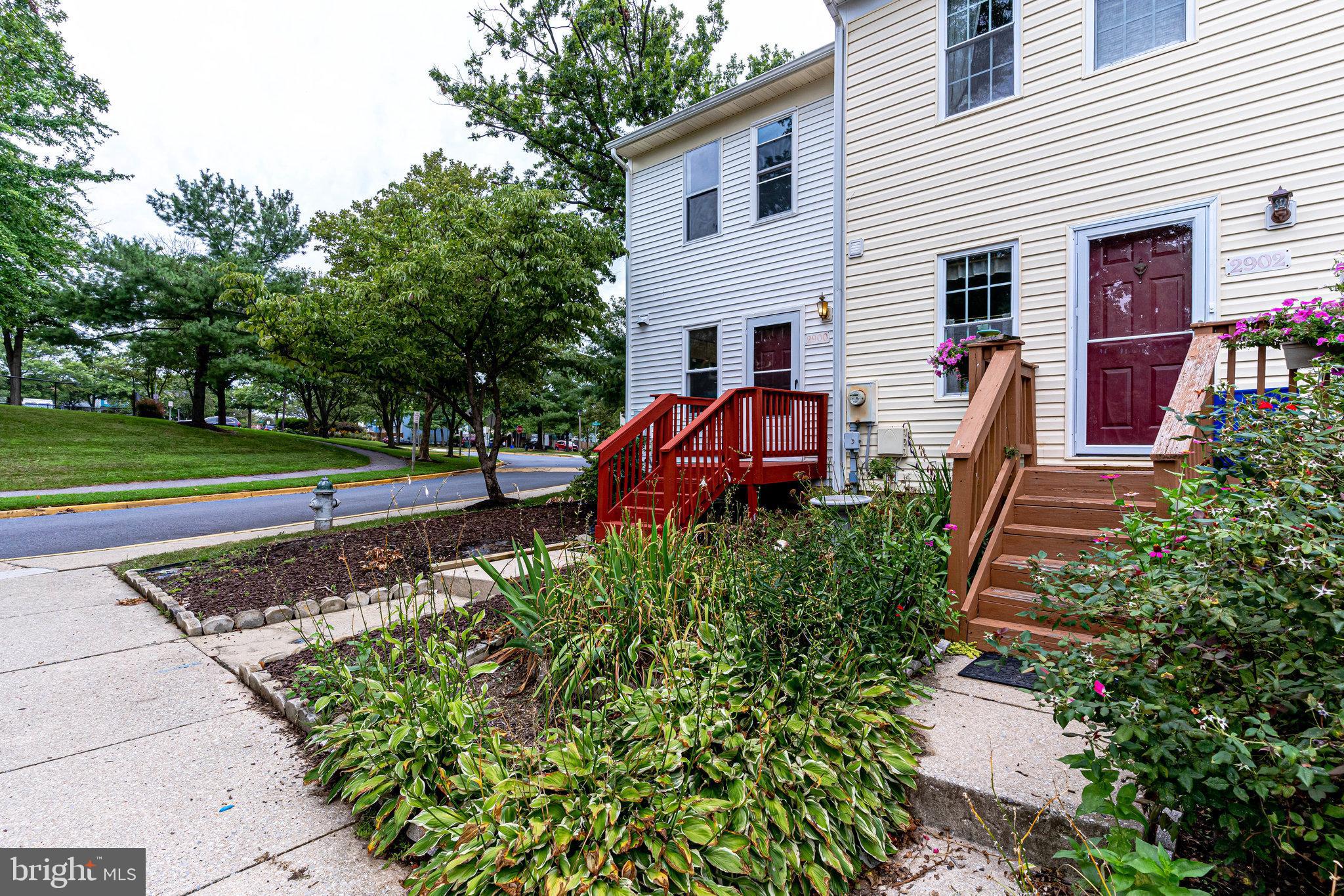 2900 Hickory Leaf Way Silver Spring, MD 20904 - Photo 4 of 63 Gallery Image 4