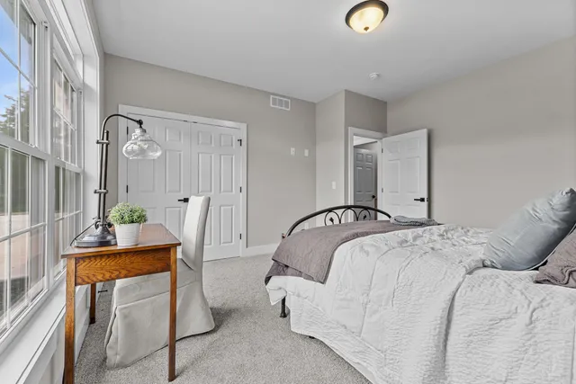 $421,500 | 235 Auseon Court, Hillsdale, MI 49242