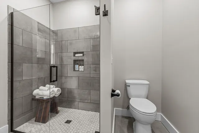 $421,500 | 235 Auseon Court, Hillsdale, MI 49242