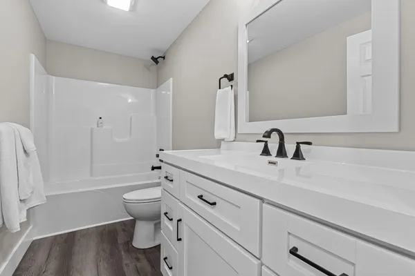 $399,900 | 235 Auseon Court, Hillsdale, MI 49242