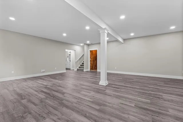 $421,500 | 235 Auseon Court, Hillsdale, MI 49242