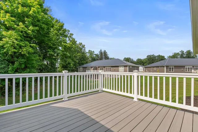 $421,500 | 235 Auseon Court, Hillsdale, MI 49242