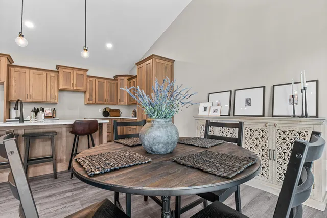 $421,500 | 235 Auseon Court, Hillsdale, MI 49242