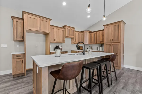 $399,900 | 235 Auseon Court, Hillsdale, MI 49242