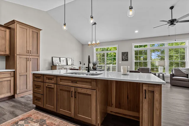 $421,500 | 235 Auseon Court, Hillsdale, MI 49242