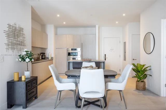 $5,500 | 4010 South Ocean Drive, Unit T4303, Hollywood, FL 33019