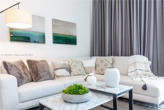 $5,500 | 4010 South Ocean Drive, Unit T4303, Hollywood, FL 33019