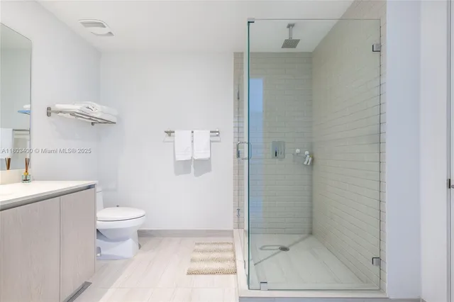 $5,500 | 4010 South Ocean Drive, Unit T4303, Hollywood, FL 33019