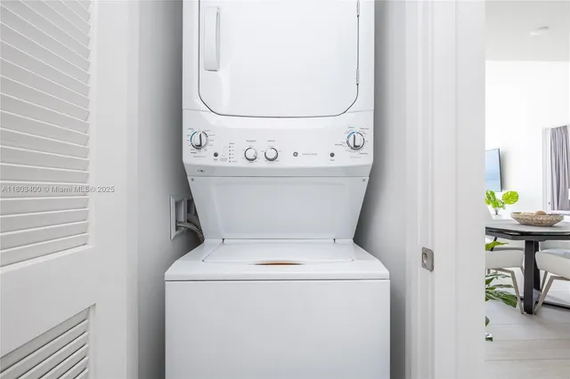 $5,500 | 4010 South Ocean Drive, Unit T4303, Hollywood, FL 33019