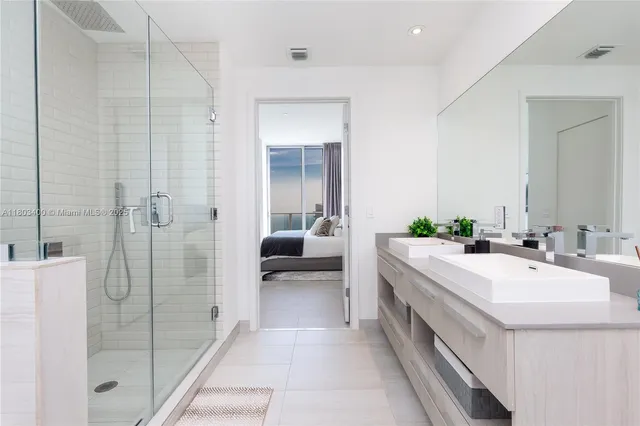 $5,500 | 4010 South Ocean Drive, Unit T4303, Hollywood, FL 33019