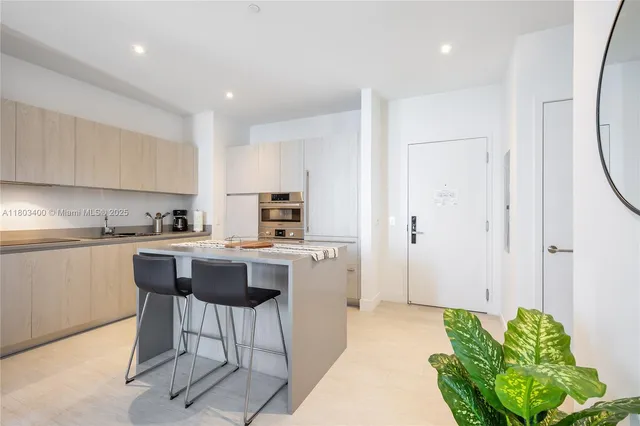 $5,500 | 4010 South Ocean Drive, Unit T4303, Hollywood, FL 33019