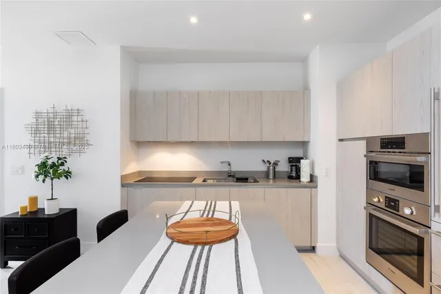 $5,500 | 4010 South Ocean Drive, Unit T4303, Hollywood, FL 33019