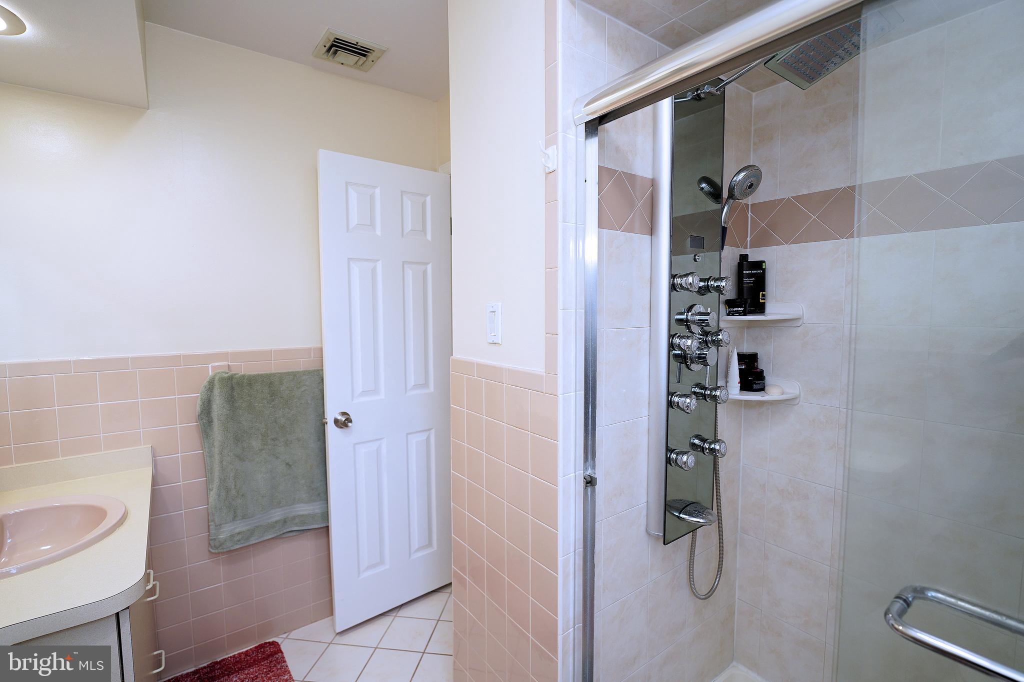 19 Yeger Road Princeton Junction, NJ 08550 - Photo 33 of 57