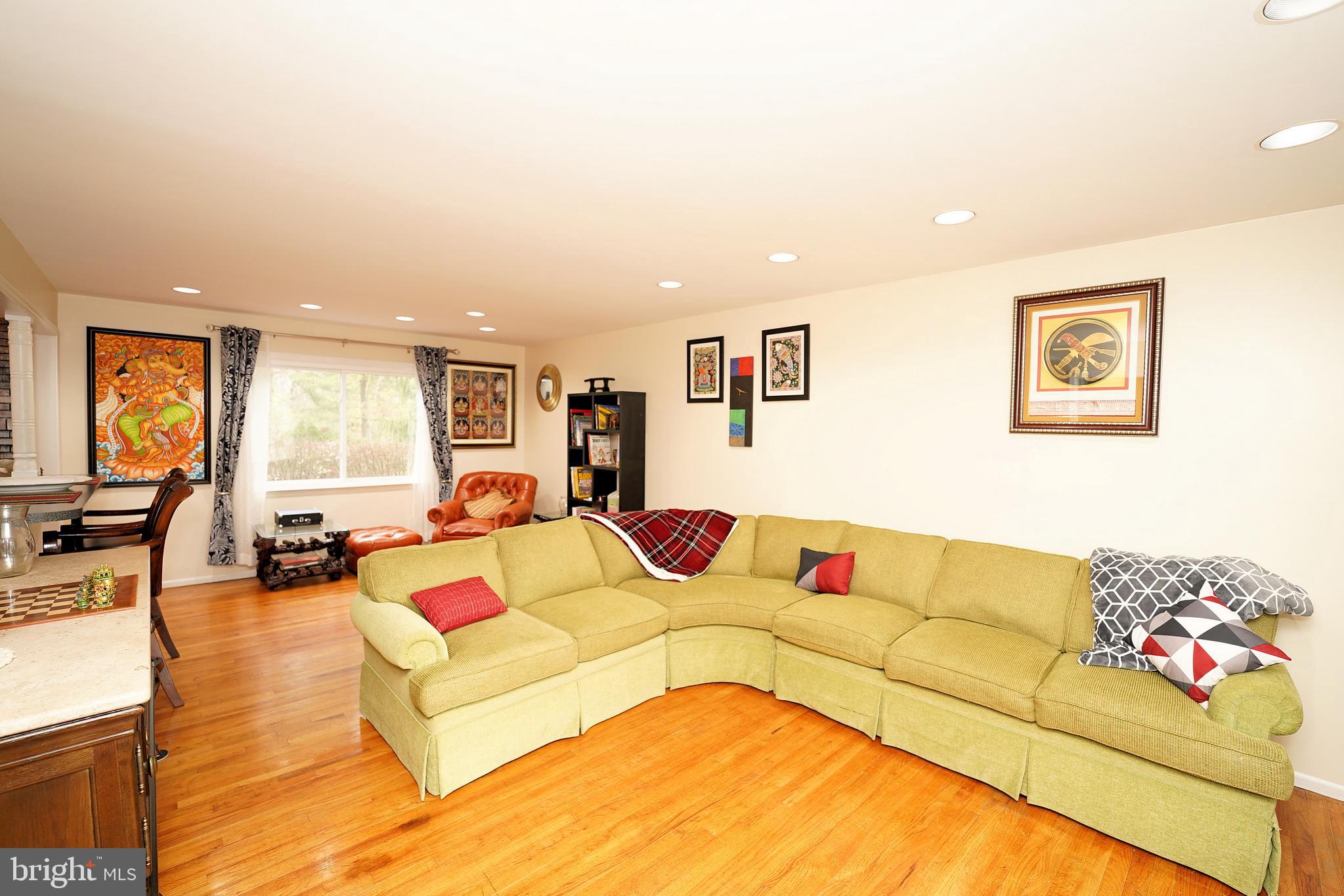 19 Yeger Road Princeton Junction, NJ 08550 - Photo 6 of 57