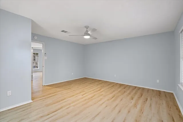 $2,550 | 8706 Dandelion Trail, Austin, TX 78745