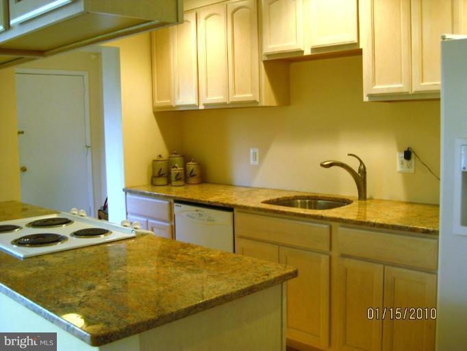 14652 Kelmscot Drive, Unit 236 Silver Spring, MD 20906 - Photo 9 of 23 Kitchen #2