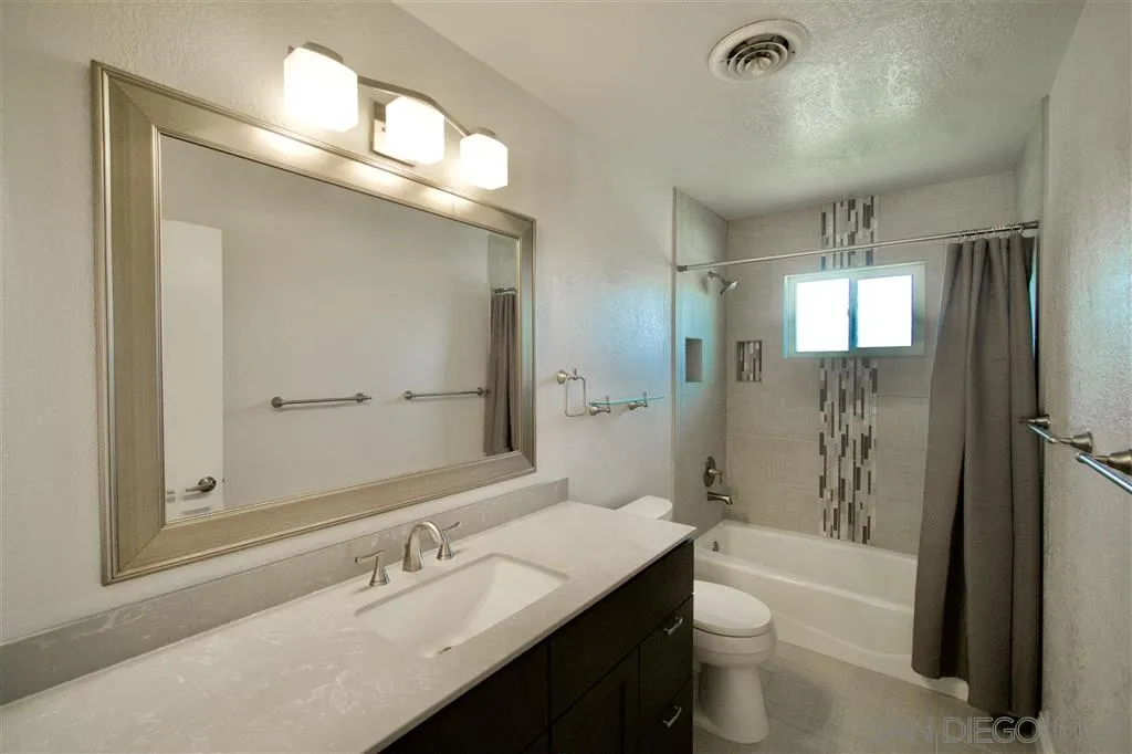10428 Loma Rancho Drive Spring Valley, CA 91978 - Photo 10 of 19 Gallery Image 10