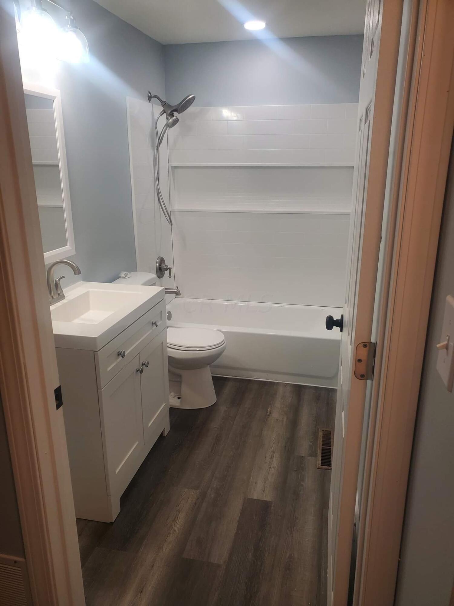 2960 Olivette Road Columbus, OH 43232 - Photo 13 of 16 received_1107005303518860