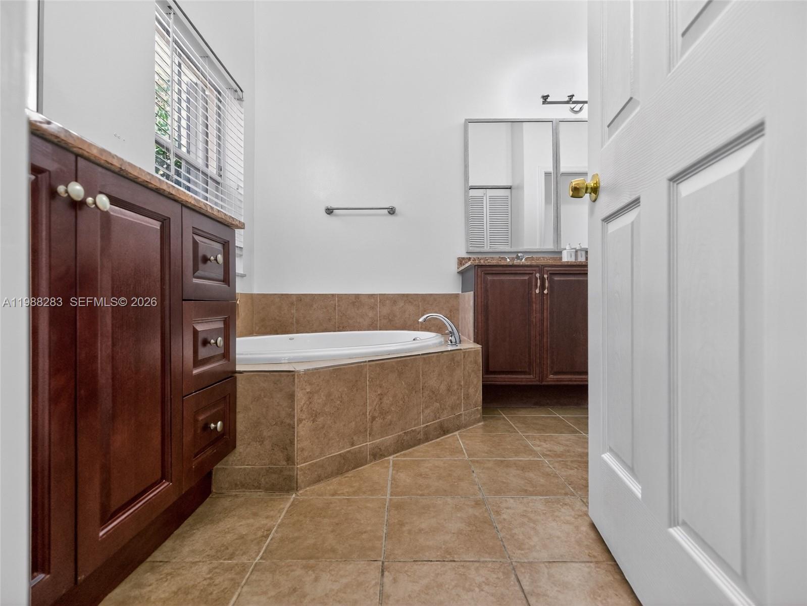 4317 Willow Ridge Drive Weston, FL 33331 - Photo 36 of 71 A nice touch
