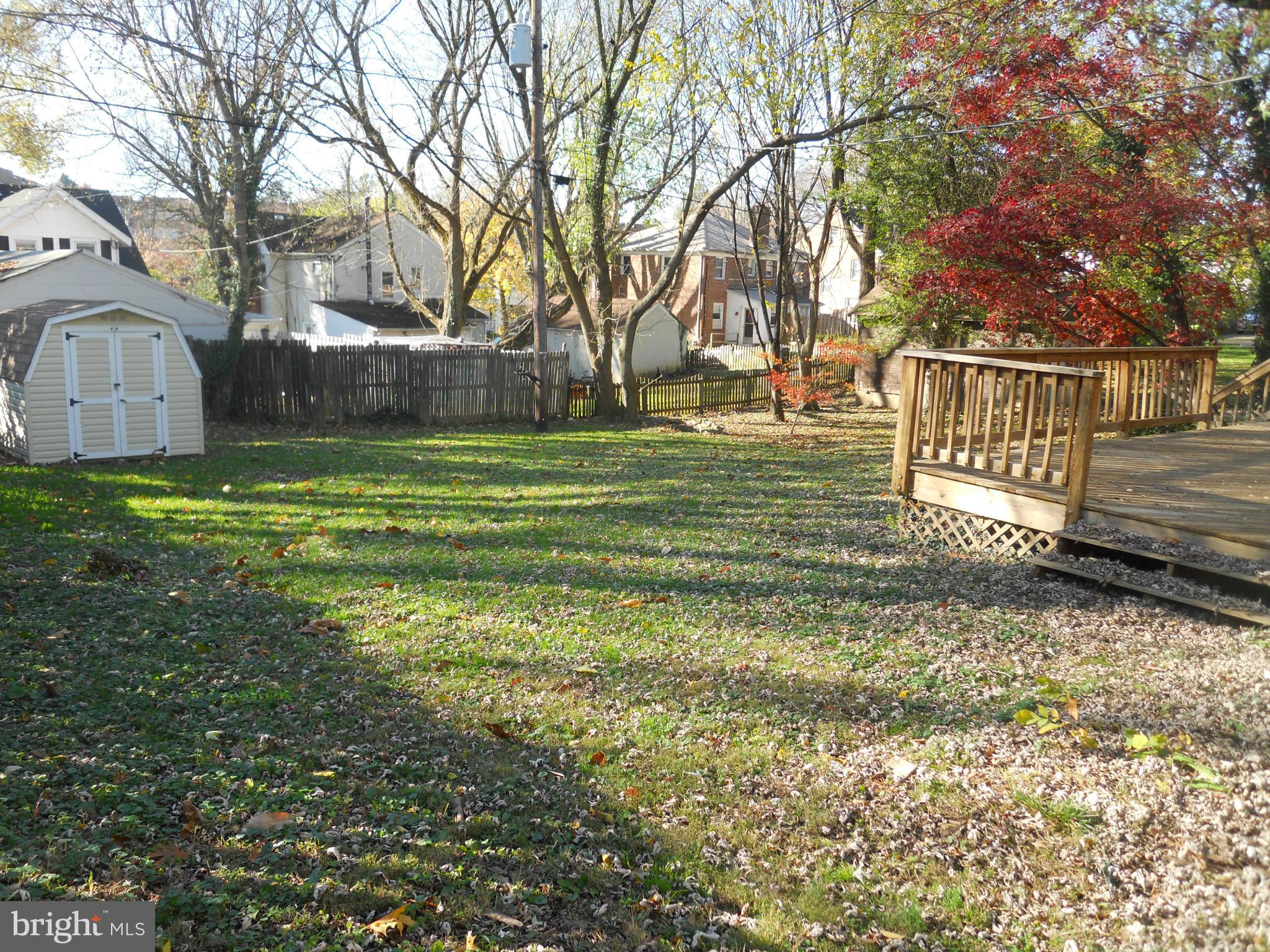 6302 Mayflower Road Baltimore, MD 21212 - Photo 21 of 22 Large Rear Yard