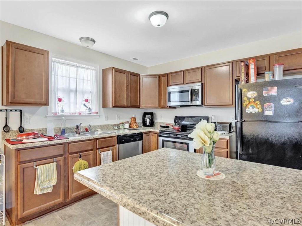 5706 Swanson Road Richmond, VA 23224 - Photo 8 of 20 Gallery Image 8