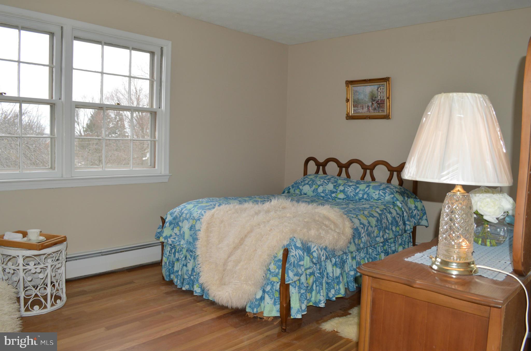 18421 Kingshill Road Germantown, MD 20874 - Photo 20 of 30 Bedroom