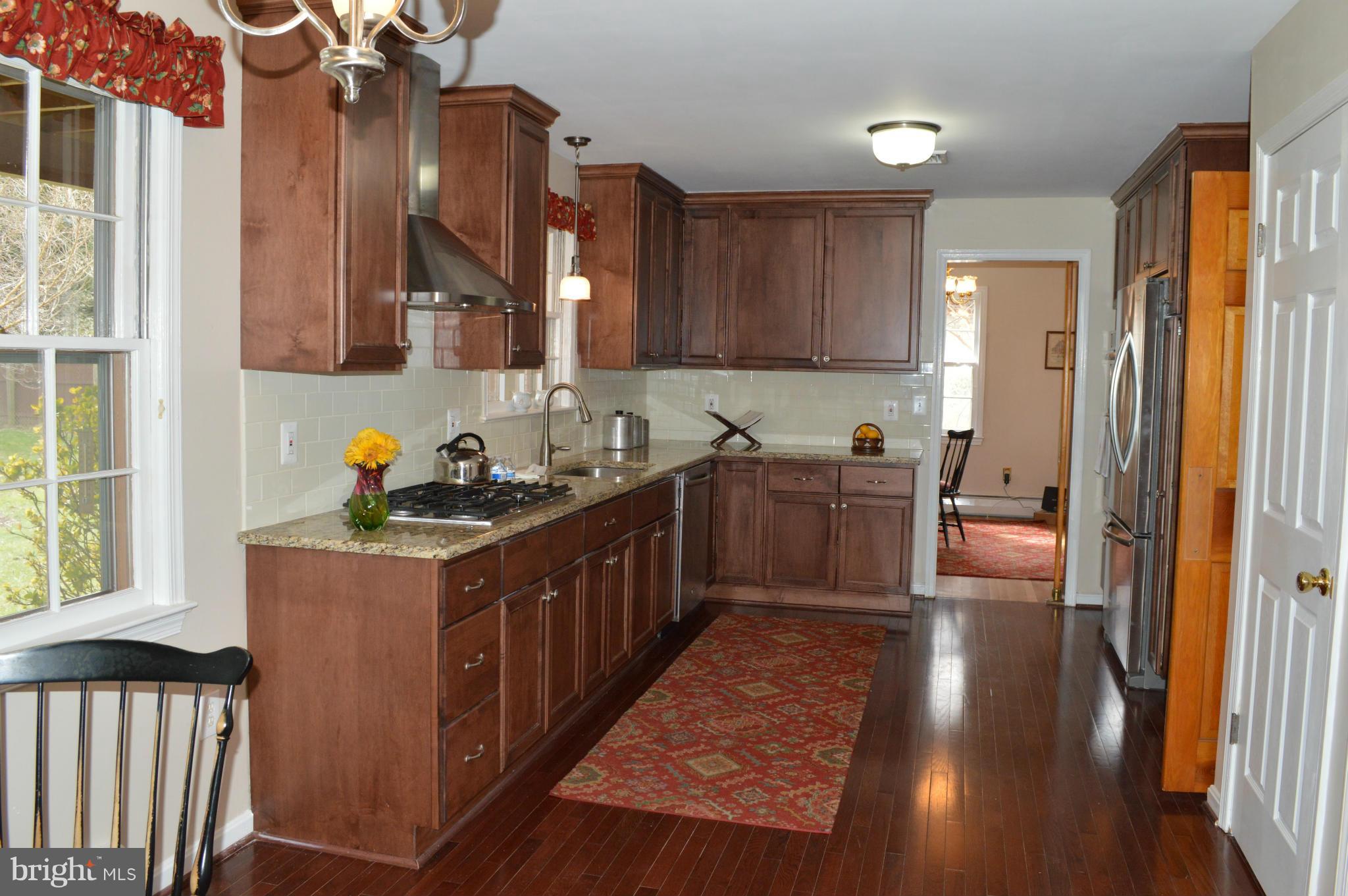 18421 Kingshill Road Germantown, MD 20874 - Photo 8 of 30 Kitchen