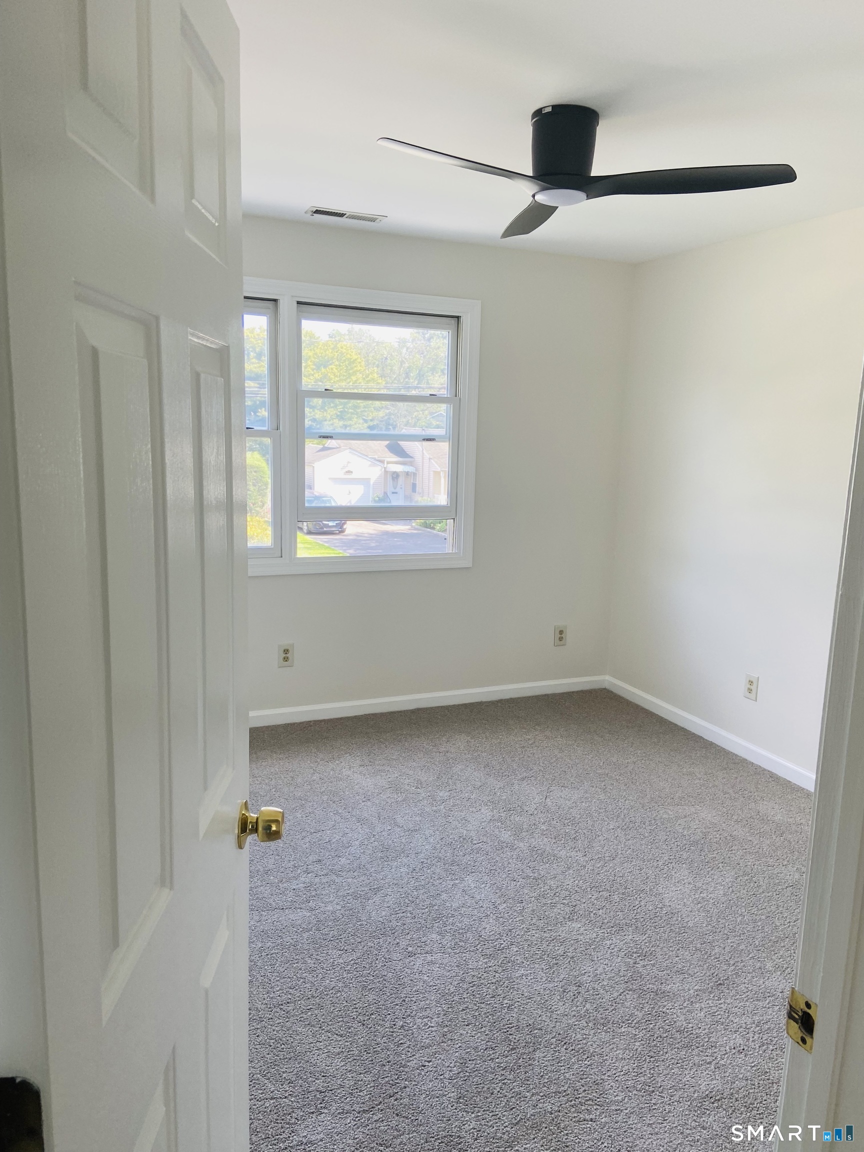 175 Meadows End Road Milford, CT 06460 - Photo 36 of 39 Gallery Image 36