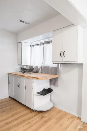 $334,999 | 385-383 Bass Street, Ontario, OR 97914