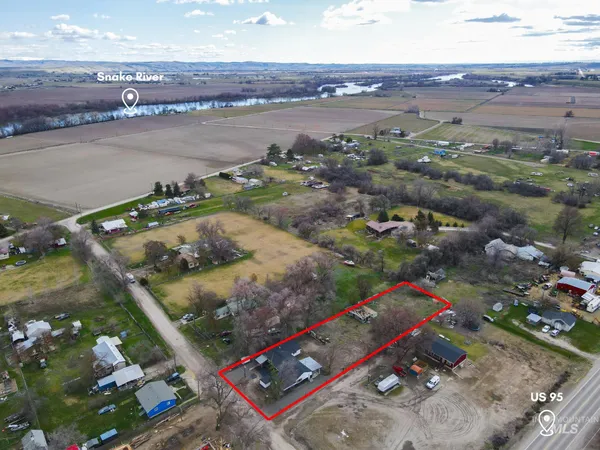 $334,999 | 385-383 Bass Street, Ontario, OR 97914