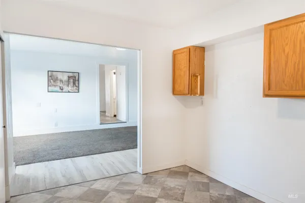 $334,999 | 385-383 Bass Street, Ontario, OR 97914