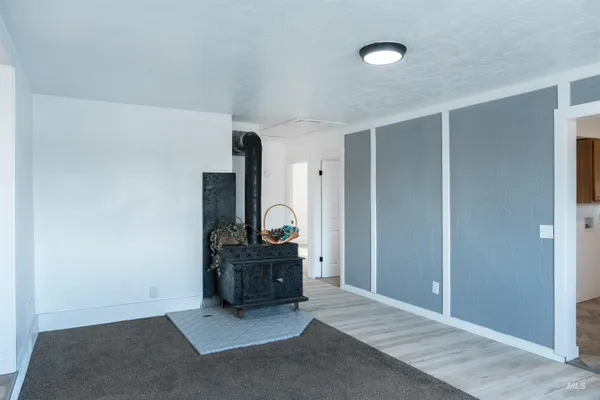 $334,999 | 385-383 Bass Street, Ontario, OR 97914