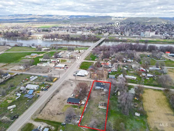 $334,999 | 385-383 Bass Street, Ontario, OR 97914