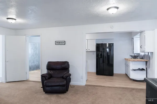 $334,999 | 385-383 Bass Street, Ontario, OR 97914