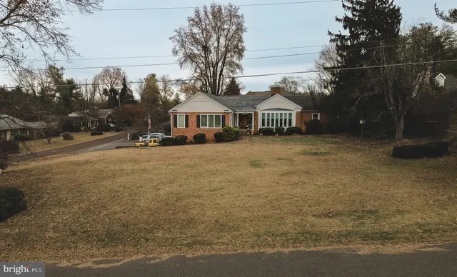 $719,900 | 660 Country Club Road, Culpeper, VA 22701