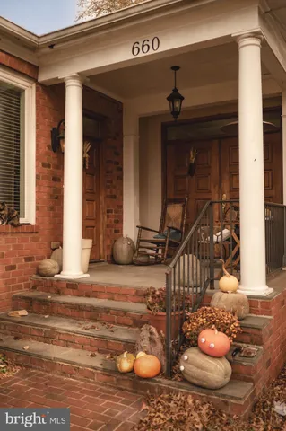 $719,900 | 660 Country Club Road, Culpeper, VA 22701