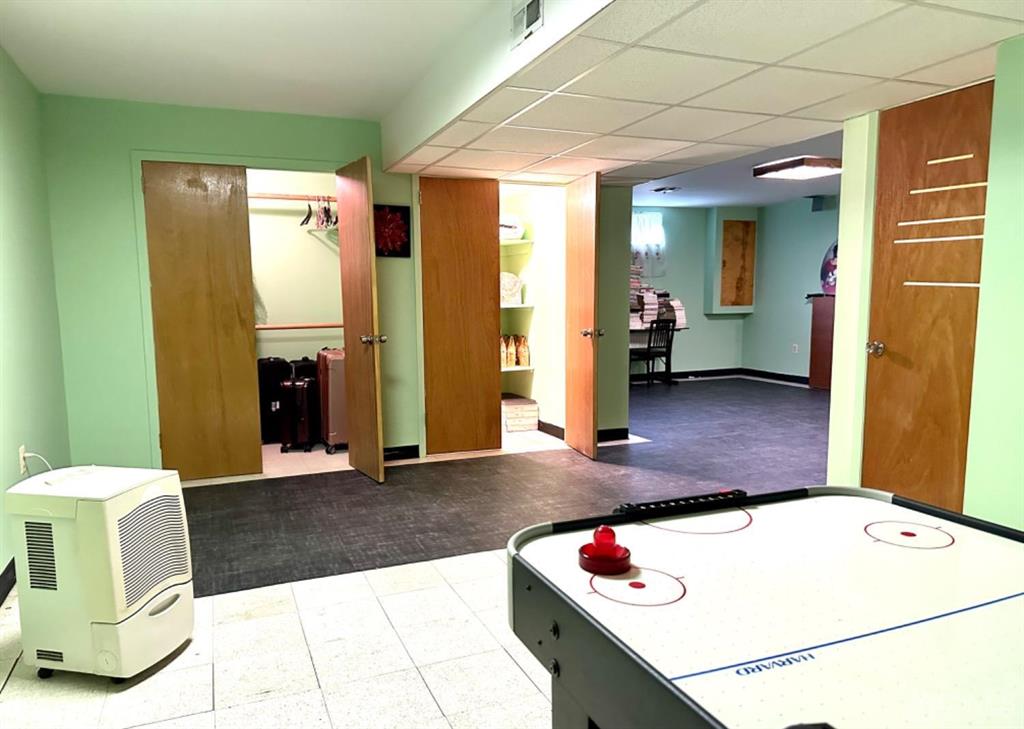 84 Alexander Street Edison, NJ 08820 - Photo 35 of 40 Gallery Image 35