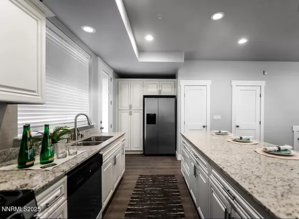 $1,995 | 730 Bluffs Court, Unit 103, Reno, NV 89523