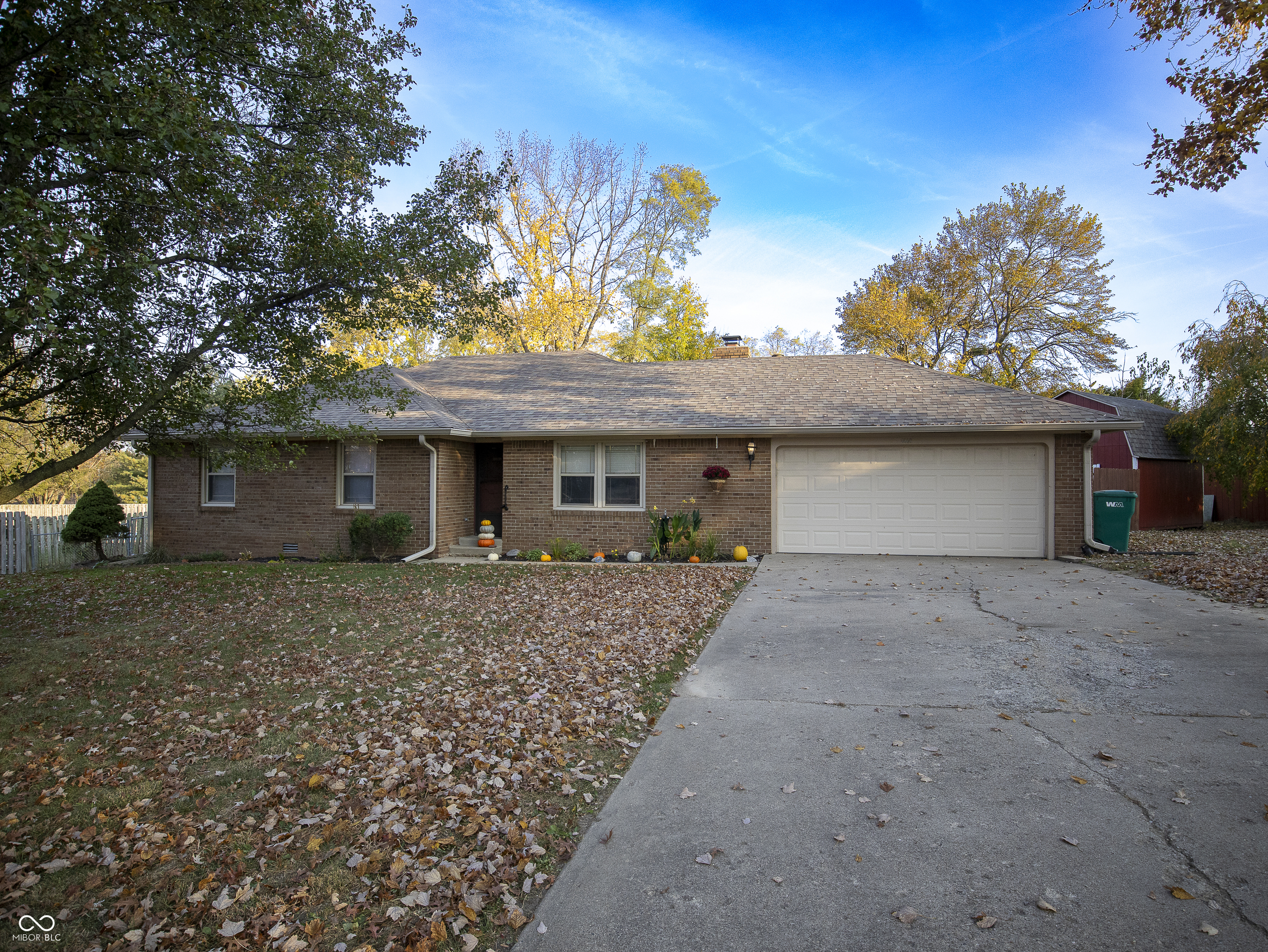 4008 Summit Ridge Road Greenwood, IN 46142 - Photo 1 of 36 Gallery Image 1