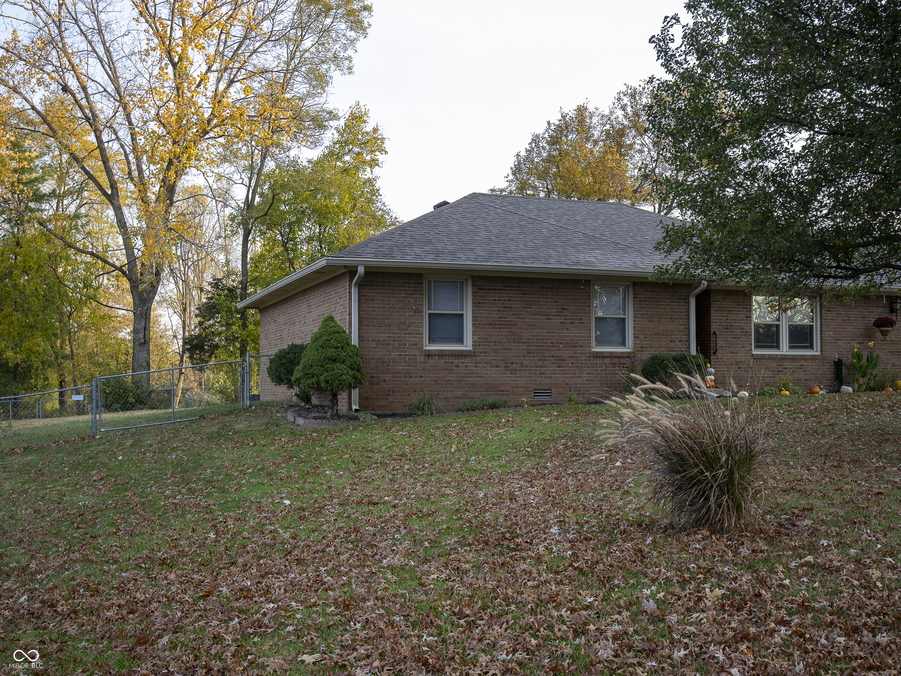 4008 Summit Ridge Road Greenwood, IN 46142 - Photo 26 of 36 Gallery Image 26