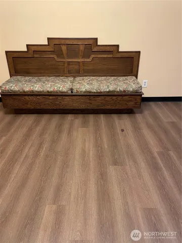 $250,000 | 13717 Linden Avenue North, Unit 229, Seattle, WA 98133