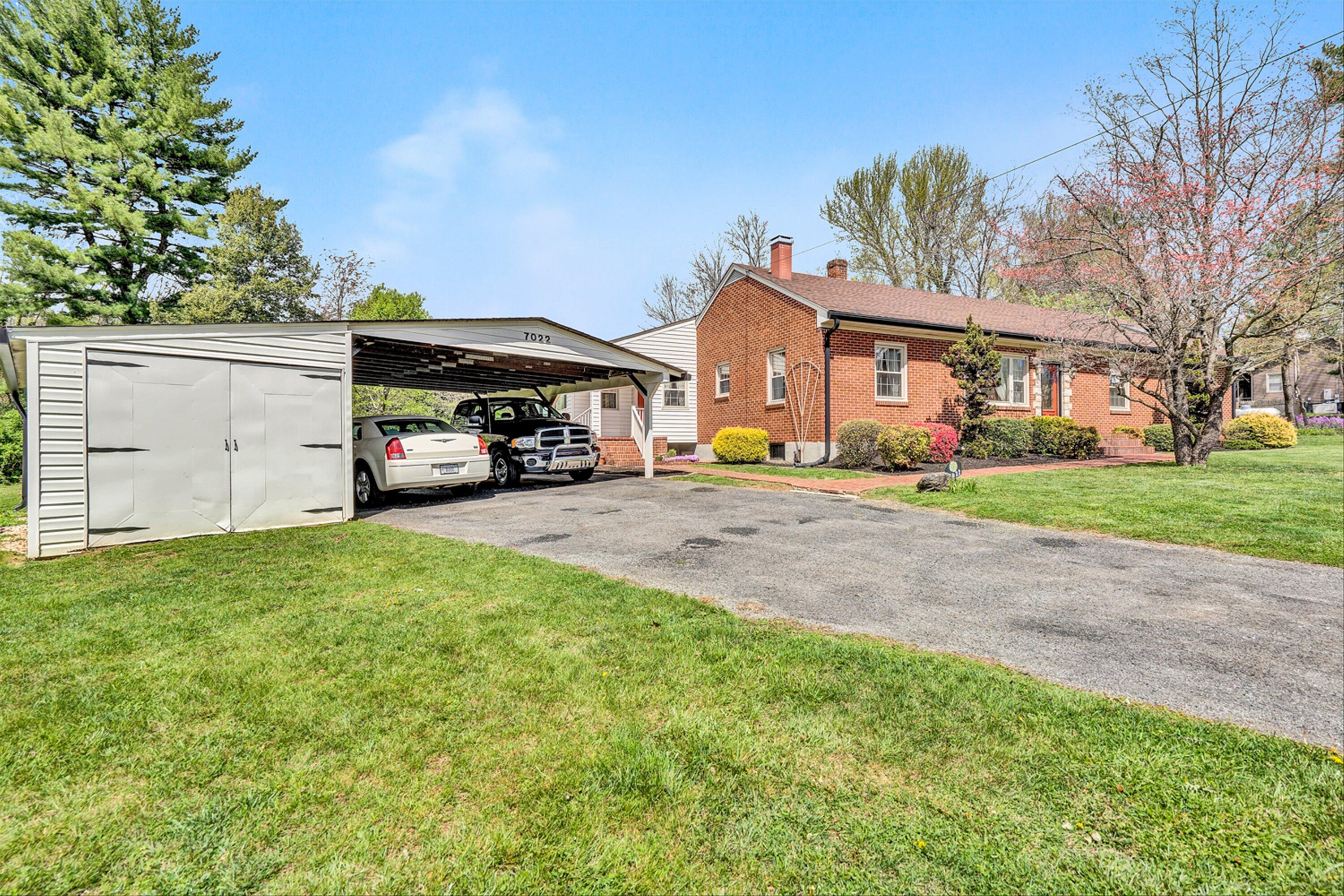 7022 Goff Road Roanoke, VA 24019 - Photo 36 of 39 36-DSC2933